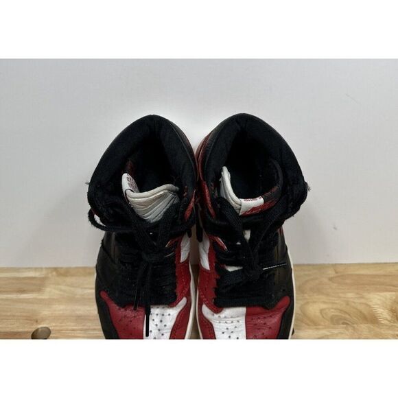 Jordan 1 Retro High OG NRG Homage to Home 2018 Size 4 / Women’s 5.5 Bred Chicago - Picture 13 of 13